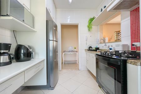 Casa de condomínio à venda com 64m², 2 quartos e 2 vagasCozinha e Área de Serviço