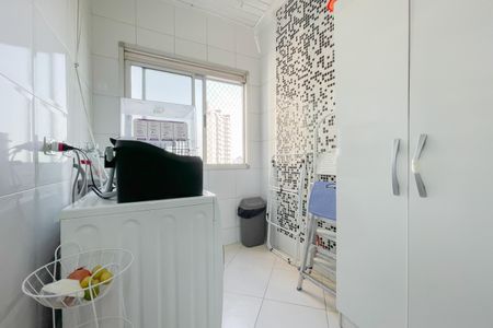 Casa de condomínio à venda com 64m², 2 quartos e 2 vagasCozinha e Área de Serviço