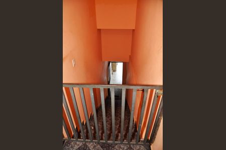 Casa para alugar com 120m², 2 quartos e sem vaga Casa para alugar com 120m², 2 quartos e sem vaga Escada Entrada