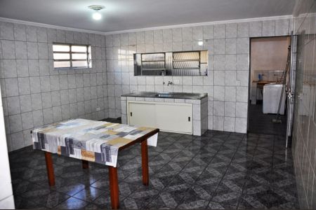 Casa para alugar com 120m², 2 quartos e sem vaga Casa para alugar com 120m², 2 quartos e sem vagaCozinha