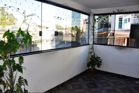  Varada de casa para alugar com 2 quartos, 120m² em Jardim Santa Lucrecia, São Paulo