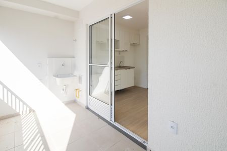 Apartamento para alugar com 38m², 2 quartos e sem vagaVaranda e Área de Serviço 