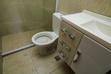 Apartamento à venda com 44m², 2 quartos e 1 vaga Apartamento à venda com 44m², 2 quartos e 1 vagaBanheiro