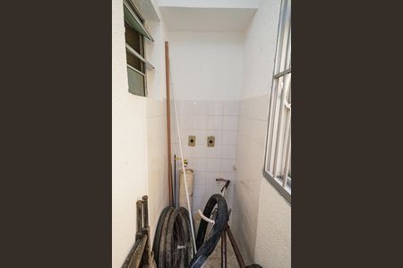 Apartamento à venda com 44m², 2 quartos e 1 vaga Apartamento à venda com 44m², 2 quartos e 1 vagaÁrea de Serviço