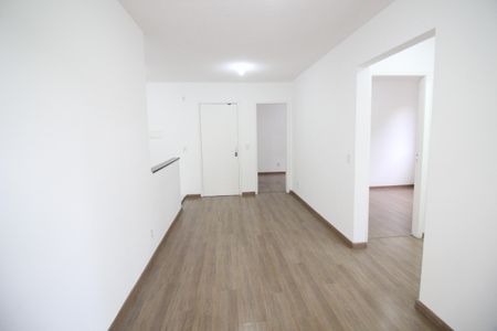 Sala de apartamento para alugar com 3 quartos, 56m² em Novo Osasco, Osasco