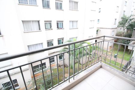 Sala de apartamento para alugar com 3 quartos, 56m² em Novo Osasco, Osasco