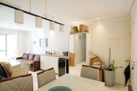 Apartamento à venda com 76m², 2 quartos e 1 vagaSala