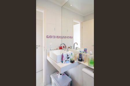 Apartamento à venda com 76m², 2 quartos e 1 vagaBanheiro da suíte