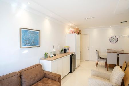 Apartamento à venda com 76m², 2 quartos e 1 vagaSala