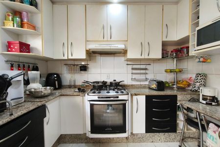 Cozinha de casa à venda com 3 quartos, 140m² em Jardim Nova Europa, Campinas