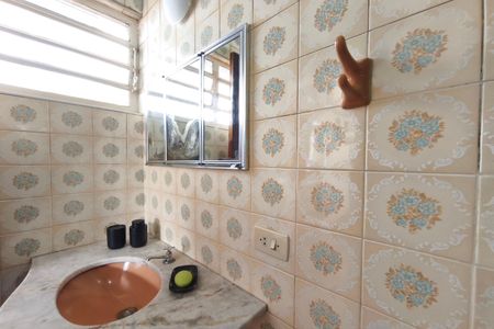 Banheiro Suíte  de casa à venda com 3 quartos, 140m² em Jardim Nova Europa, Campinas
