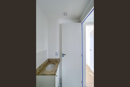Apartamento para alugar com 39m², 2 quartos e sem vaga Apartamento para alugar com 39m², 2 quartos e sem vagaBanheiro
