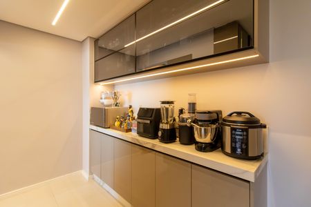 Cozinha de apartamento à venda com 2 quartos, 165m² em Jardim Barbosa, Guarulhos