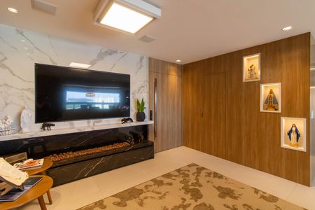 Sala Tv de apartamento à venda com 2 quartos, 165m² em Jardim Barbosa, Guarulhos