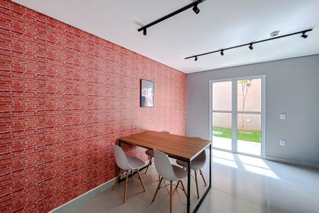 Apartamento para alugar com 39m², 2 quartos e sem vagaÁrea comum