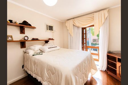 Casa para alugar com 340m², 4 quartos e 5 vagas Casa para alugar com 340m², 4 quartos e 5 vagasQuarto 3