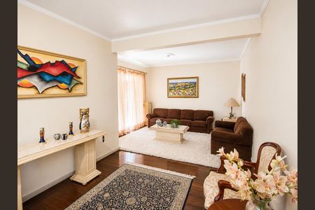 Sala 2 de casa para alugar com 4 quartos, 340m² em Centro, Gravataí