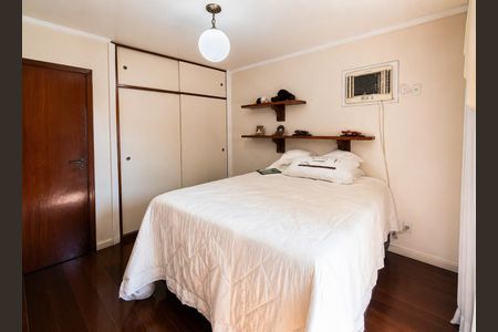 Quarto 3 de casa para alugar com 4 quartos, 340m² em Centro, Gravataí