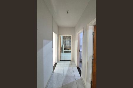 Casa à venda com 200m², 3 quartos e 1 vagaCorredor 