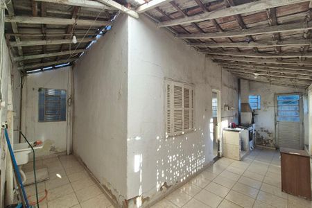 Casa à venda com 200m², 3 quartos e 1 vagaCorredor 