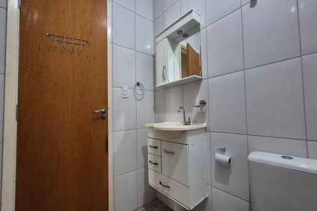Banheiro de casa à venda com 3 quartos, 200m² em Vila Georgina, Campinas