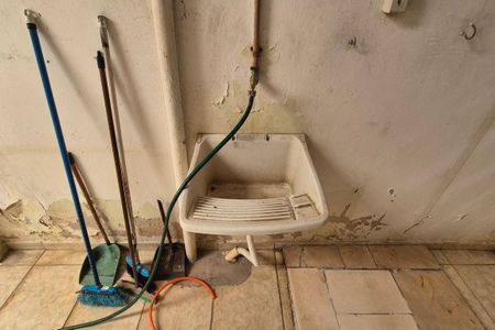 Área de Serviço  de casa à venda com 3 quartos, 200m² em Vila Georgina, Campinas