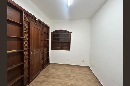 Quarto de casa para alugar com 3 quartos, 110m² em Padre Eustáquio, Belo Horizonte