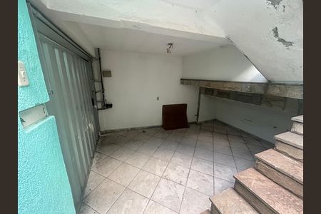Área externa de casa para alugar com 3 quartos, 110m² em Padre Eustáquio, Belo Horizonte