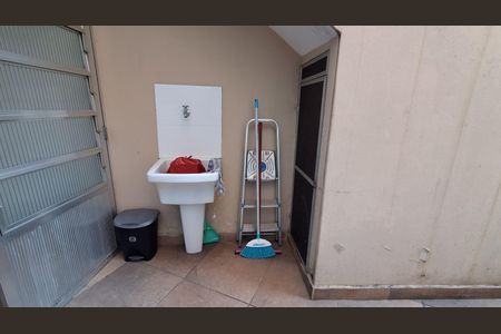 Área de Serviço de casa à venda com 3 quartos, 301m² em Olímpico, São Caetano do Sul
