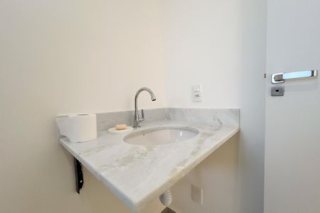 Apartamento à venda com 65m², 2 quartos e 2 vagas Apartamento à venda com 65m², 2 quartos e 2 vagasBanheiro