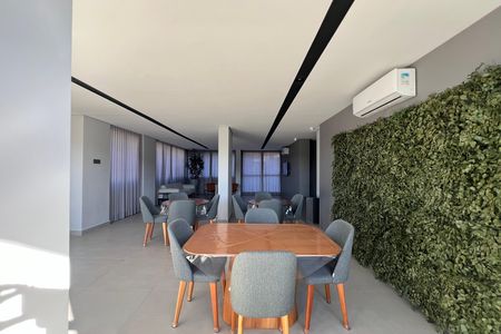 Apartamento à venda com 65m², 2 quartos e 2 vagas Apartamento à venda com 65m², 2 quartos e 2 vagasÁrea comum - Salão de festas