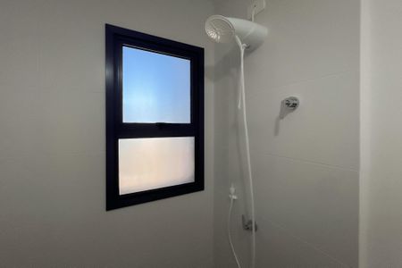 Apartamento à venda com 65m², 2 quartos e 2 vagas Apartamento à venda com 65m², 2 quartos e 2 vagasBanheiro