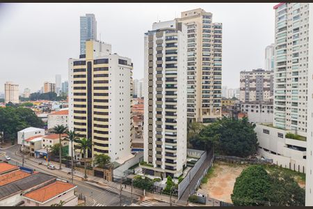 Apartamento à venda com 131m², 3 quartos e 3 vagas Apartamento à venda com 131m², 3 quartos e 3 vagasVista - Suíte 2