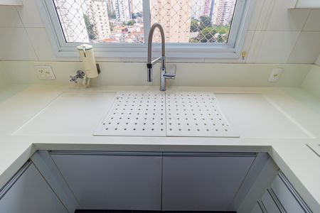 Apartamento à venda com 131m², 3 quartos e 3 vagas Apartamento à venda com 131m², 3 quartos e 3 vagasDetalhe - Cozinha