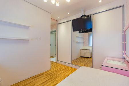 Apartamento à venda com 131m², 3 quartos e 3 vagas Apartamento à venda com 131m², 3 quartos e 3 vagasSuíte 2