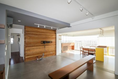 Apartamento para alugar com 2 quartos, 95m² em Santa Teresinha, São Paulo