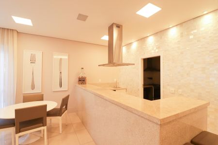 Apartamento para alugar com 95m², 2 quartos e 2 vagas Apartamento para alugar com 95m², 2 quartos e 2 vagasSalão de Festas