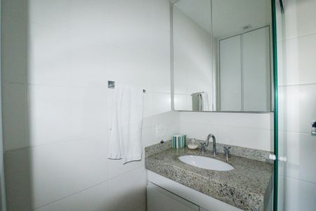Apartamento para alugar com 95m², 2 quartos e 2 vagas Apartamento para alugar com 95m², 2 quartos e 2 vagasBanheiro da Suíte 2