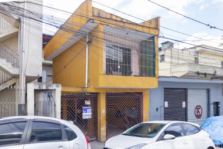 Casa para alugar com 100m², 2 quartos e sem vaga Casa para alugar com 100m², 2 quartos e sem vagaFachada