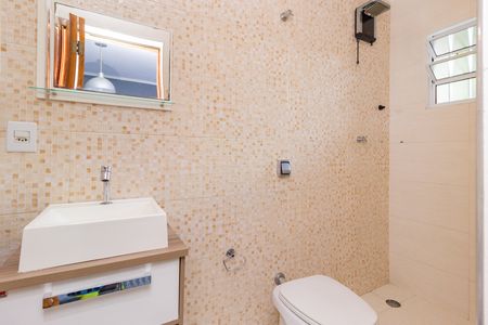 Casa para alugar com 100m², 2 quartos e sem vaga Casa para alugar com 100m², 2 quartos e sem vagaBanheiro