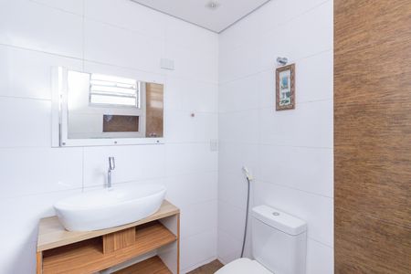 Casa para alugar com 100m², 2 quartos e sem vaga Casa para alugar com 100m², 2 quartos e sem vagaBanheiro Quarto 1