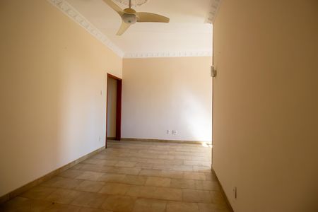 Apartamento à venda com 80m², 2 quartos e 1 vagaSala