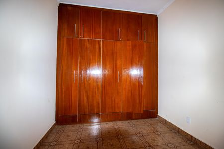 Apartamento à venda com 80m², 2 quartos e 1 vagaQuarto 2