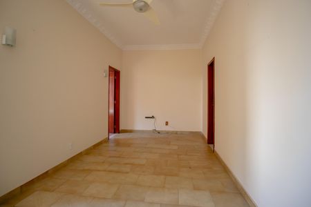 Apartamento à venda com 80m², 2 quartos e 1 vagaSala