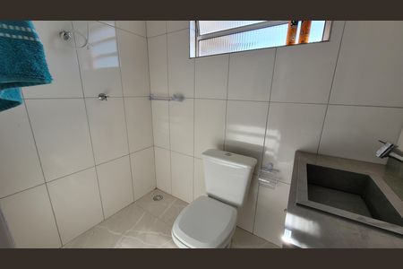 Casa para alugar com 135m², 3 quartos e 1 vaga Casa para alugar com 135m², 3 quartos e 1 vagaBanheiro Social