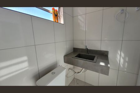 Casa para alugar com 135m², 3 quartos e 1 vaga Casa para alugar com 135m², 3 quartos e 1 vagaBanheiro Social