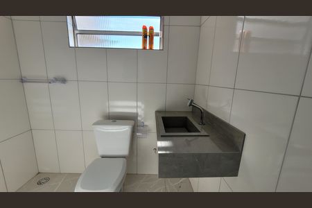 Casa para alugar com 135m², 3 quartos e 1 vaga Casa para alugar com 135m², 3 quartos e 1 vagaBanheiro Social