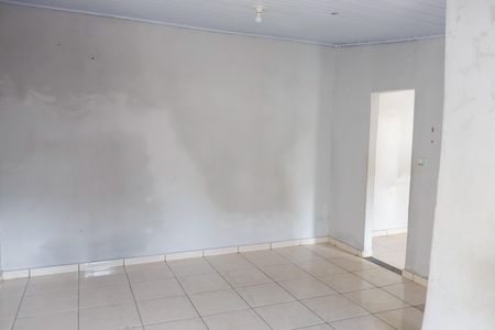 Sala/Quarto de casa à venda com 3 quartos, 120m² em Jardim Santa Tereza, Osasco