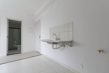 Apartamento à venda com 36m², 2 quartos e 1 vaga Apartamento à venda com 36m², 2 quartos e 1 vagaCozinha e Área de Serviço