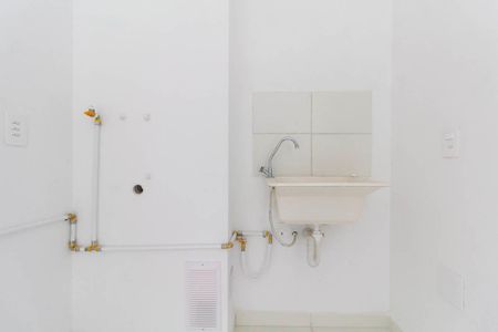 Apartamento à venda com 36m², 2 quartos e 1 vaga Apartamento à venda com 36m², 2 quartos e 1 vagaCozinha e Área de Serviço